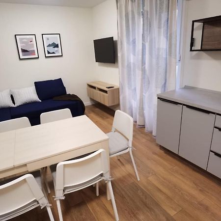 Style 2Br*** Apartment Split Ngoại thất bức ảnh