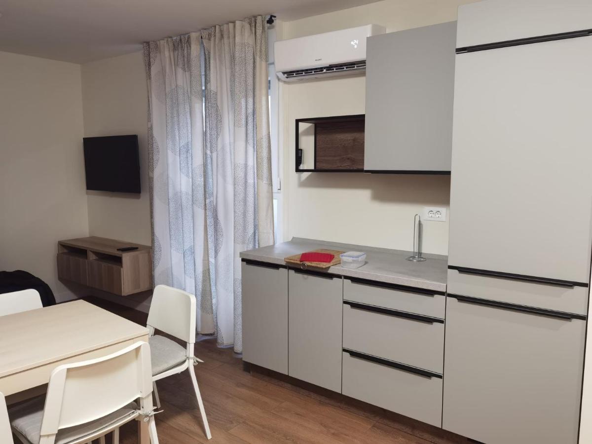 Style 2Br*** Apartment Split Ngoại thất bức ảnh